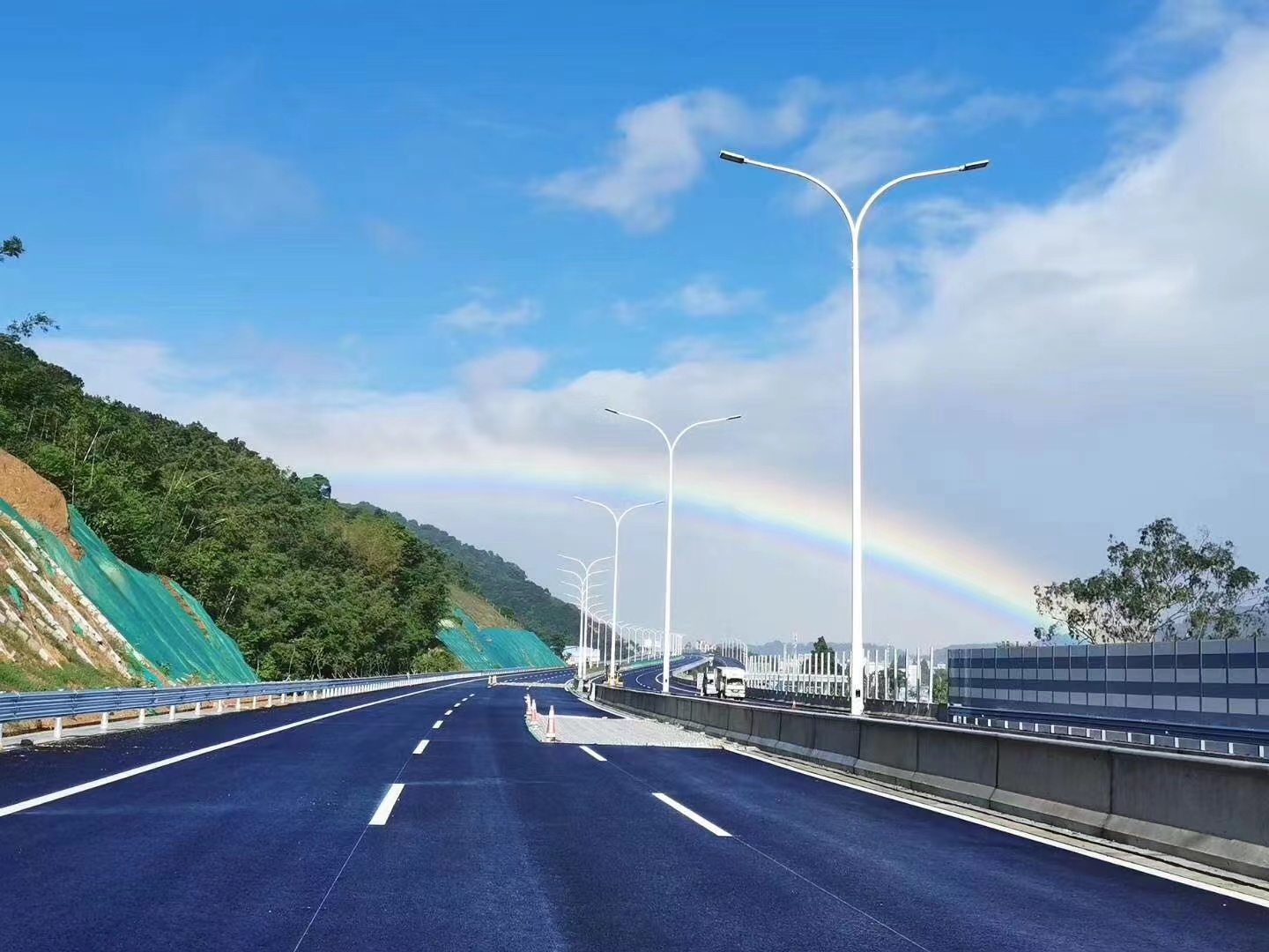 延慶至崇禮高速公路河北段主線交安工程JA4標(biāo)